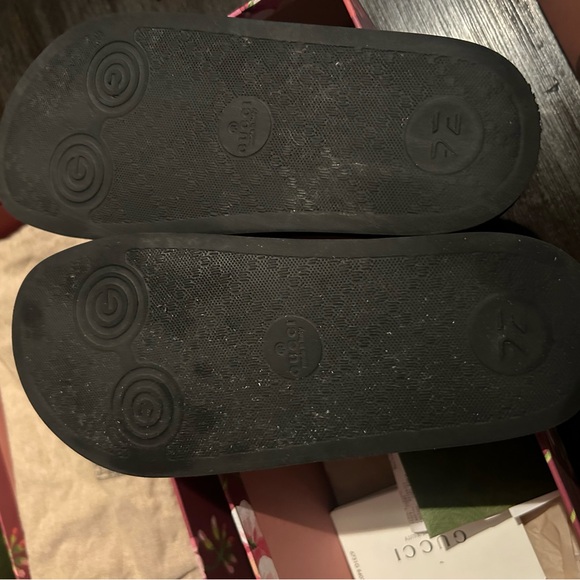 Worn once. My daughter at 10. She hates them lol ALL ORIGINAL PACKAGING - Picture 2 of 5